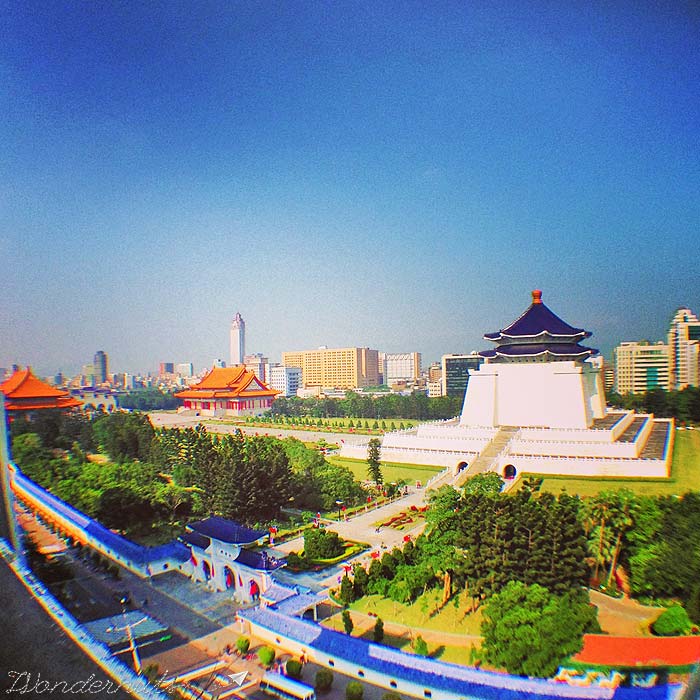 From Frank's old house: the view of Chiang Kai Shek Memorial.